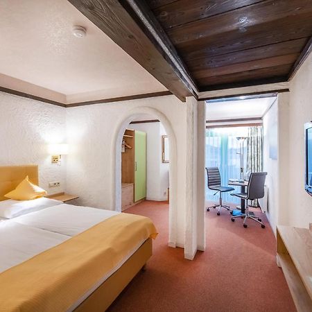 คอนเทล โฮเทล โคเบลนซ์ Hotel ภายนอก รูปภาพ